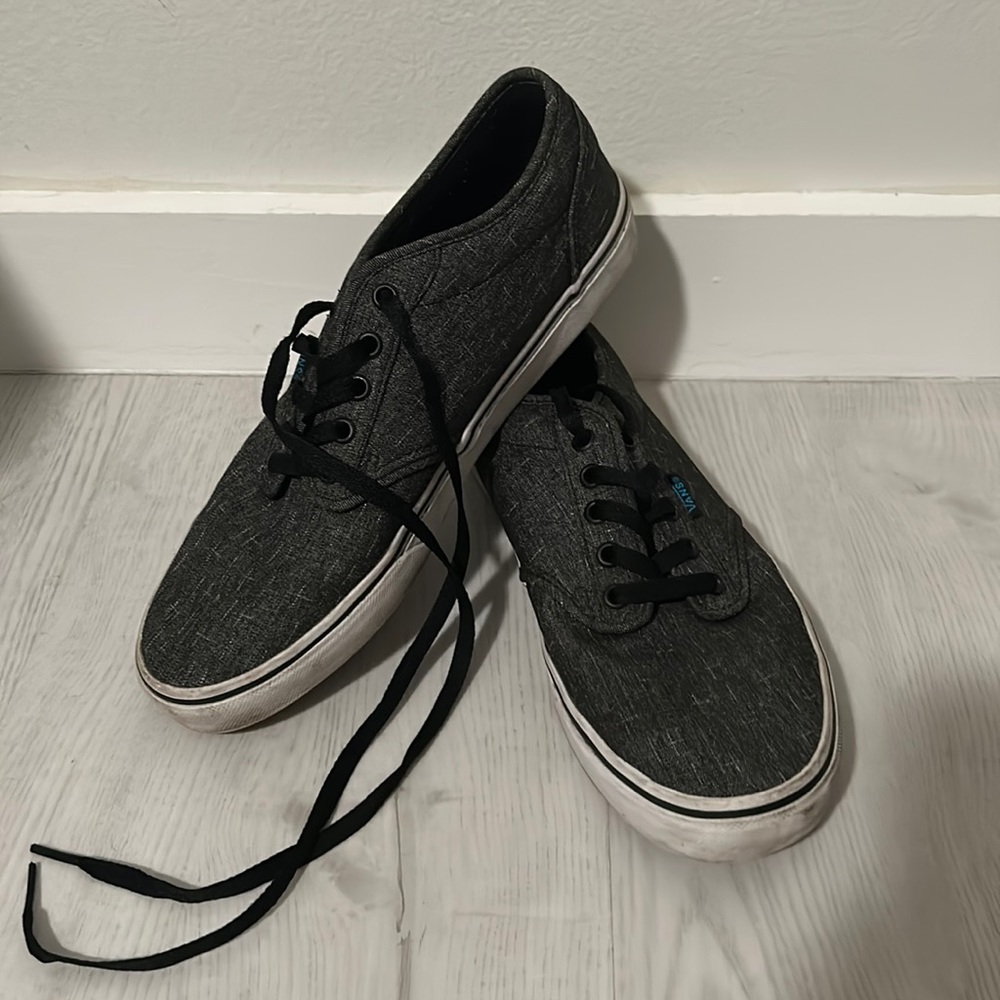 Men’s Size 9 Vans
